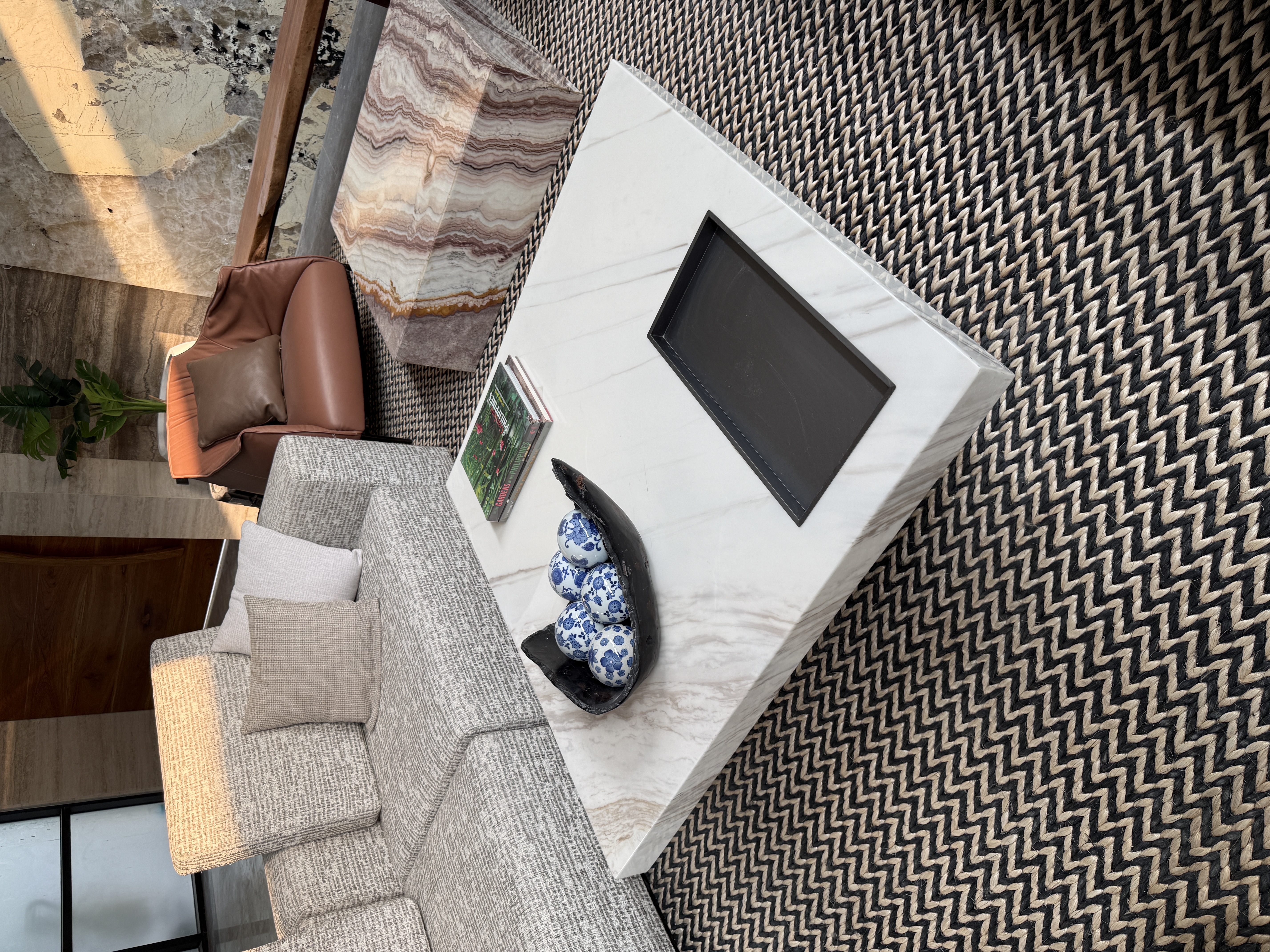 Coffee Table Image 3